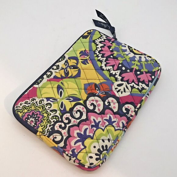 Vera Bradley Rio Quilted Tablet Sleeve 9 x 6.5 inches I Pad Ereader Zip Around - Picture 3 of 8